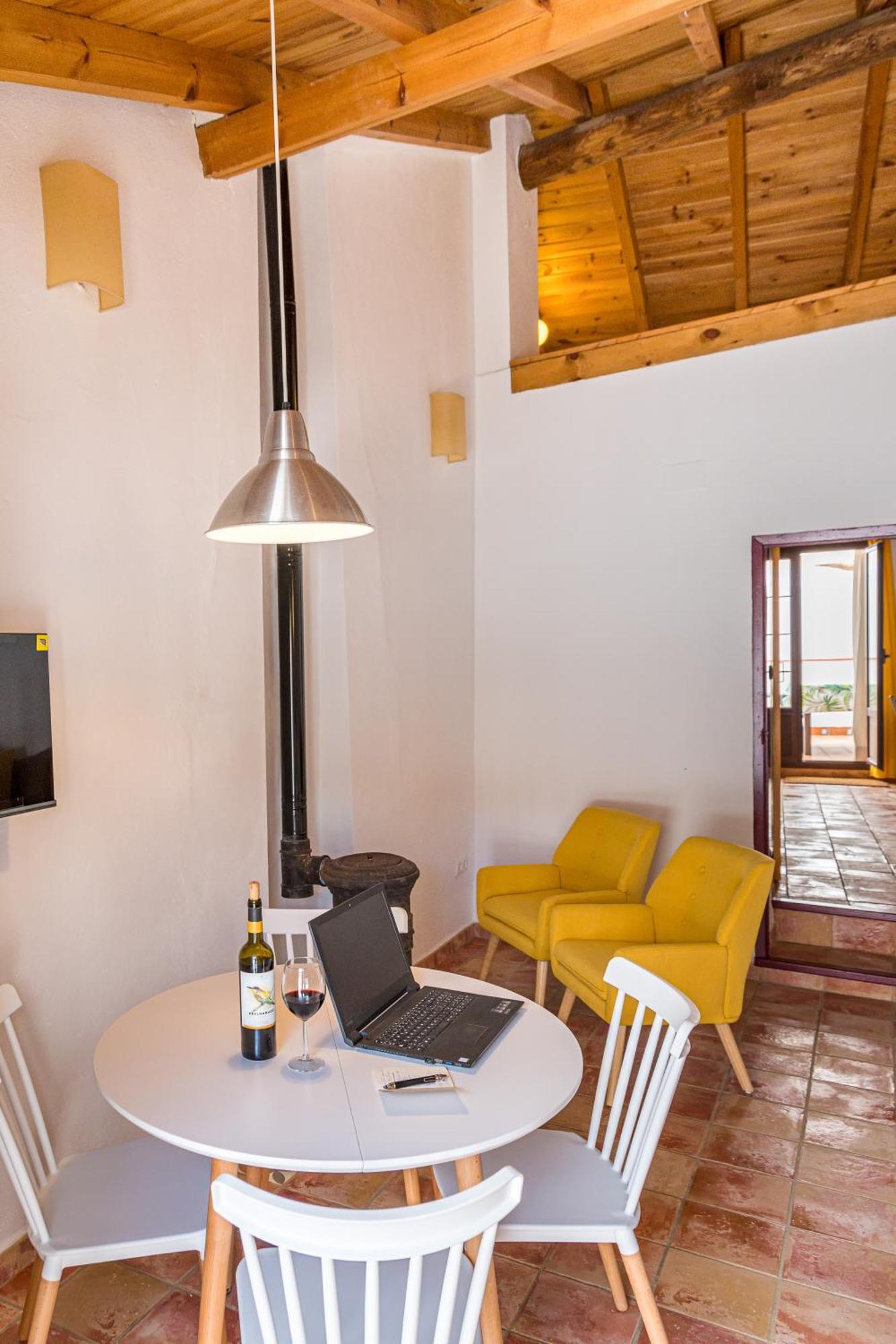 Casa Rural La Artistica, Alojamiento Y Arte Fuenteheridos Exteriér fotografie